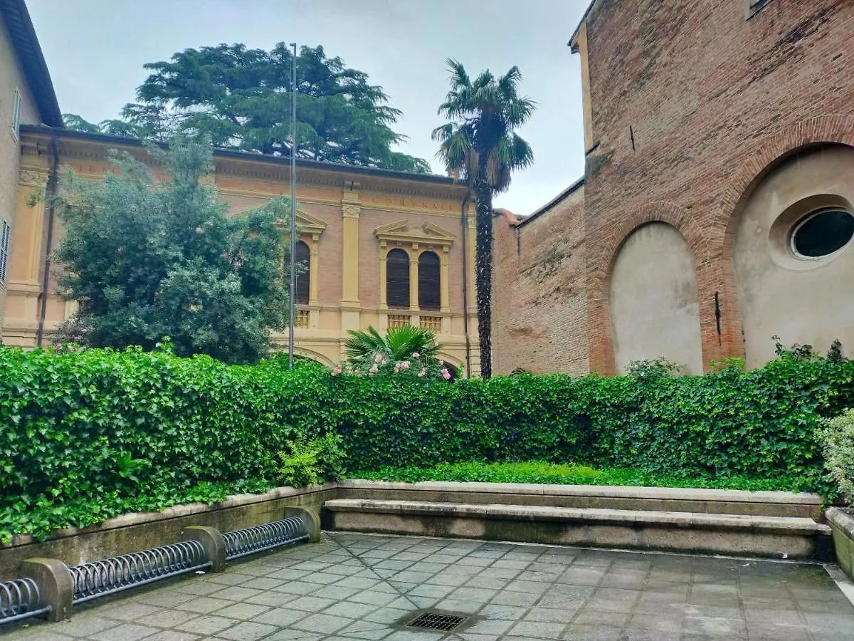 Ca' Spadoni, Centro Storico, Piano Terra, Ingresso Indipendente, Teatro, Parcheggio, Imola Apartment